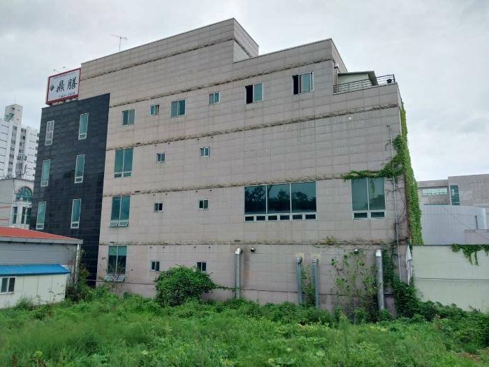 2023타경2983 법원경매 사진2 | 전북 군산시 근린시설 경매