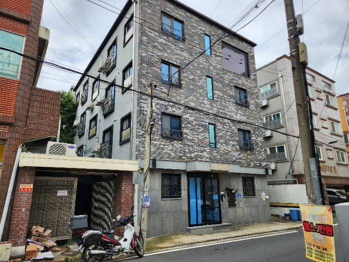 대전광역시 유성구 전민로26번길 5 · 지번주소: 대전광역시 유성구 전민동 364-9 법원경매 물건 대표사진