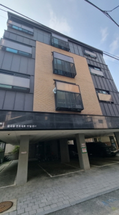 서울특별시 광진구 천호대로117길 85-1, 5층502호 · 지번주소: 서울특별시 광진구 중곡동 54-11 법원경매 물건 대표사진