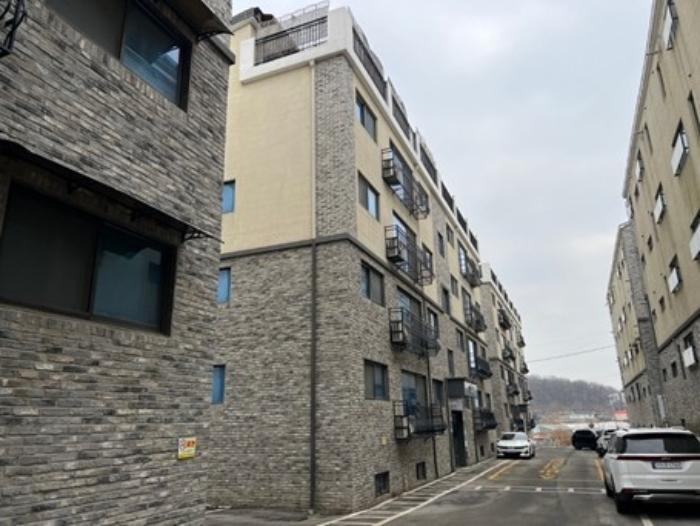 경기도 고양시 일산동구 동국로197번길 117-1, 102동 3층301호 · 지번주소: 경기도 고양시 일산동구 성석동 195-31 법원경매 물건 대표사진