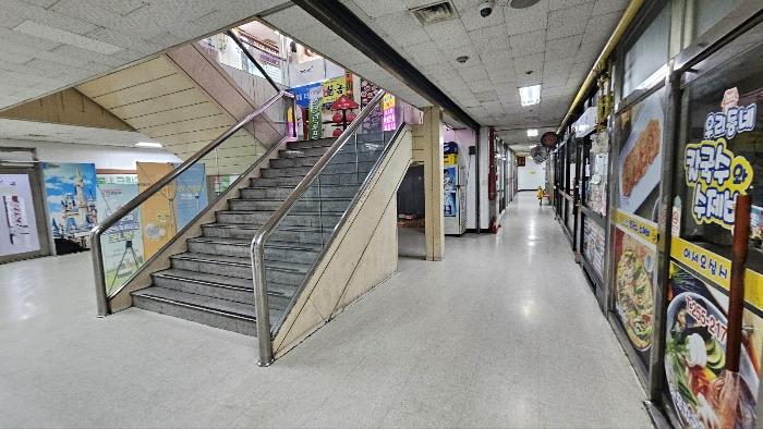 2024타경103478 법원경매 사진2 | 창원 마산회원구 근린상가 경매