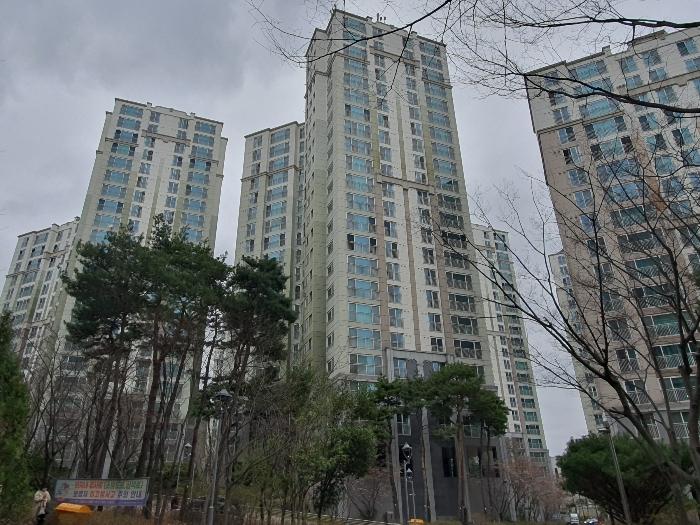 경상남도 창원시 의창구 북면 동전로 86, 109동 11층 1103호 (창원감계힐스테이트1차) · 지번주소: 경상남도 창원시 의창구 북면 감계리 230-1 법원경매 물건 대표사진