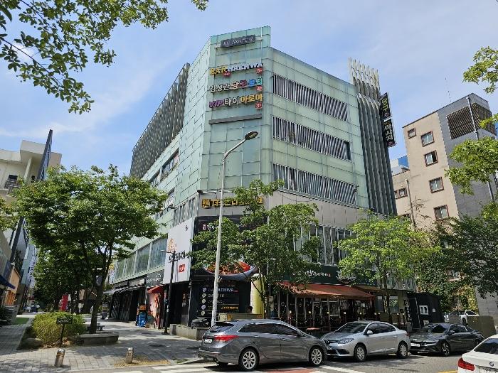 광주광역시 서구 상무중앙로78번길 10, 제2층 제201호 · 지번주소: 광주광역시 서구 치평동 1233-2 법원경매 물건 대표사진