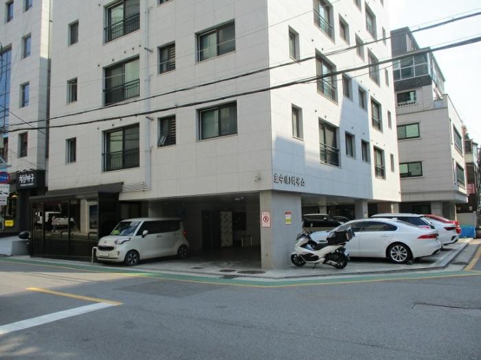 법원경매 2024타경57221 사진3 | 서울 송파구 백제고분로50길 6 다세대 경매
