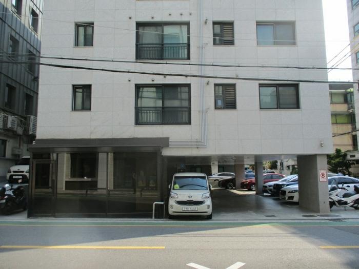 법원경매 2024타경57221 사진7 | 서울 송파구 백제고분로50길 6 다세대 경매