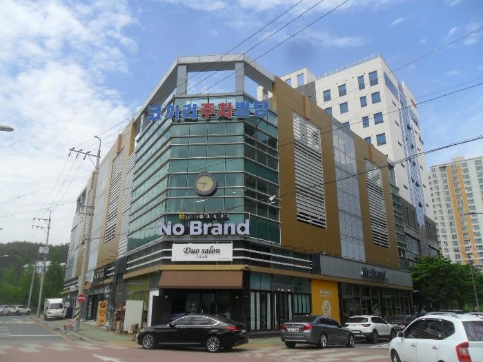 경상남도 창원시 마산합포구 현동4길 10, 1층104호 (현동,현동코끼리주차빌딩) · 지번주소: 경상남도 창원시 마산합포구 우산동 99 법원경매 물건 대표사진