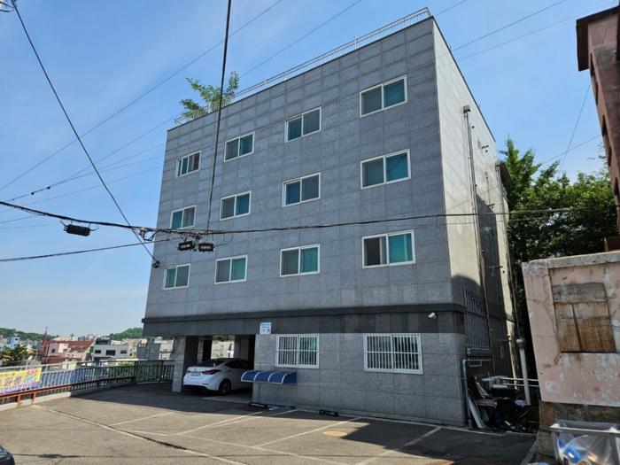 서울특별시 서대문구 연희로10길 79-20 4층402호 (연희동,스카이뷰) 법원경매 물건 대표사진