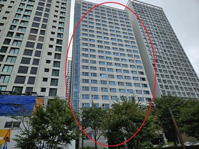 부산광역시 해운대구 해운대해변로357번길 5-1, 24층비2405호 (중동,코스모시티) · 지번주소: 부산광역시 해운대구 중동 1267-3 법원경매 물건 대표사진