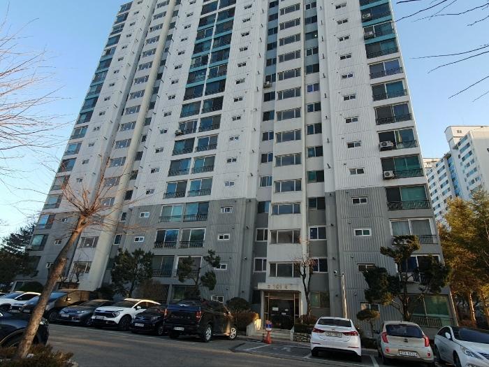 경기도 의왕시 오전로 63, 103동 3층302호 (오전동,무궁화아파트) · 지번주소: 경기도 의왕시 오전동 854 법원경매 물건 대표사진