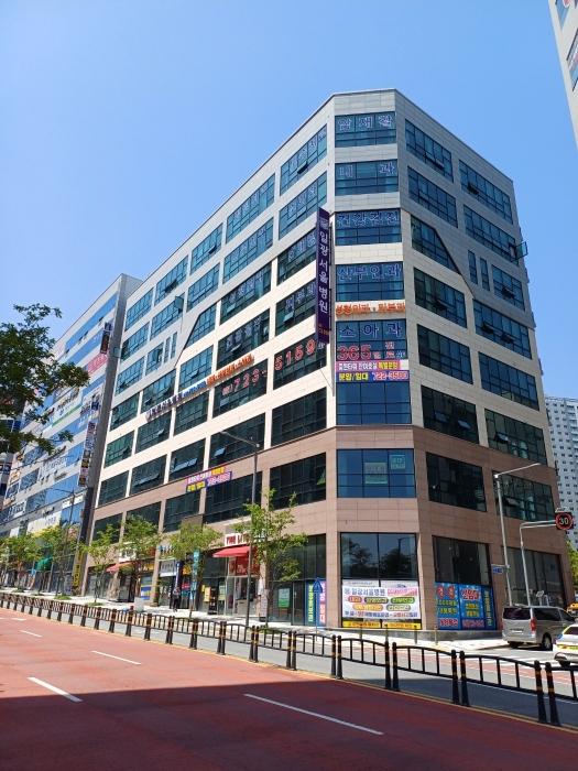 부산광역시 기장군 일광읍 해빛5로 29, 1층109호 (중원타워) · 지번주소: 부산광역시 기장군 일광읍 삼성리 808-4 법원경매 물건 대표사진
