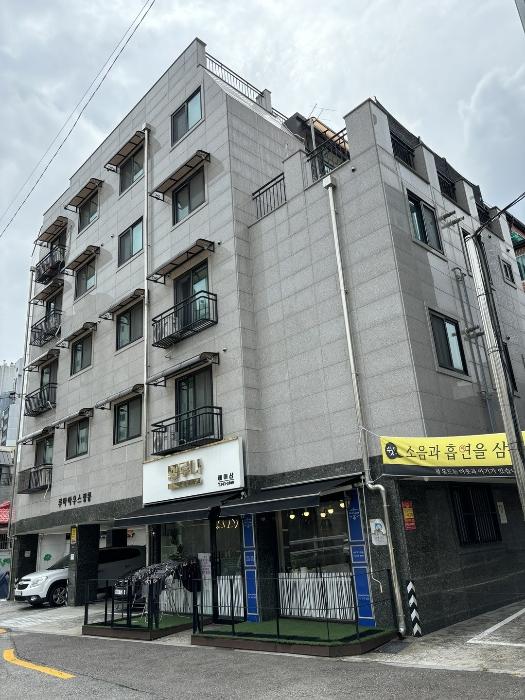 서울특별시 성북구 정릉로21길 8-35, 2층203호 (정릉동,루마하우스정릉) · 지번주소: 서울특별시 성북구 정릉동 383-4 법원경매 물건 대표사진