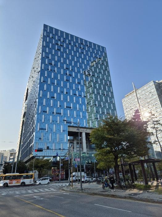 경기도 안양시 동안구 벌말로 123, 15층1512호 (관양동,평촌스마트베이) · 지번주소: 경기도 안양시 동안구 관양동 792-2 법원경매 물건 대표사진