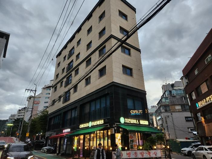 서울특별시 서초구 반포대로19길 9-3 3층301호 (서초동,서초클레어) 법원경매 물건 대표사진