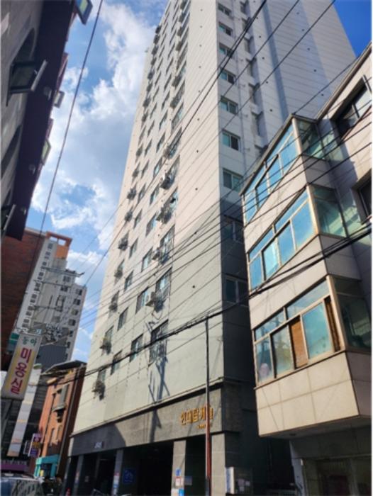 경기도 의정부시 시민로122번길 59-7, 12층 1202호 (의정부동,현대탑캐슬) · 지번주소: 경기도 의정부시 의정부동 136-15 법원경매 물건 대표사진