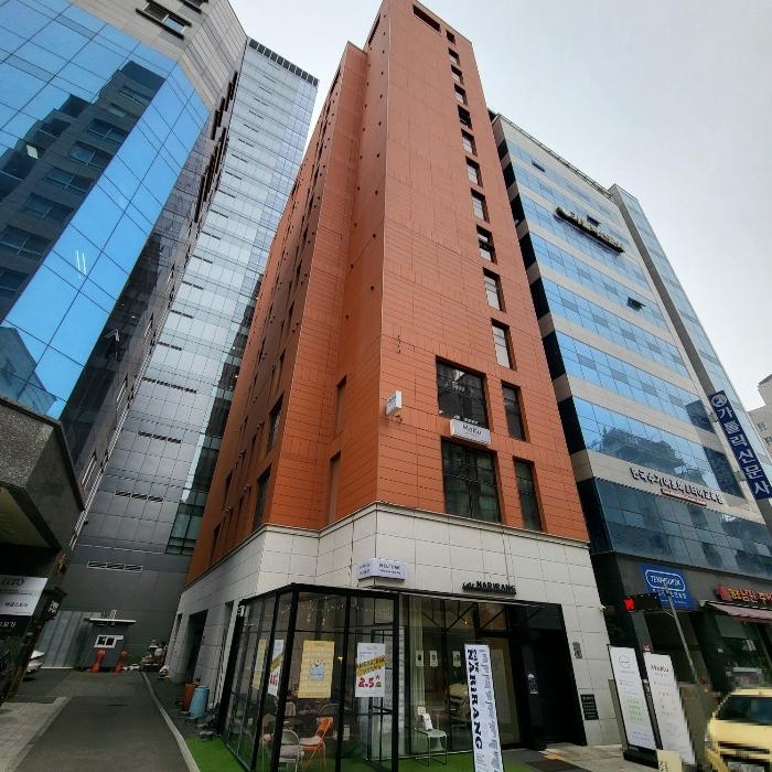 서울특별시 광진구 능동로37길 9, 13층1301호 (중곡동,평강오피스텔) · 지번주소: 서울특별시 광진구 중곡동 649-11 법원경매 물건 대표사진