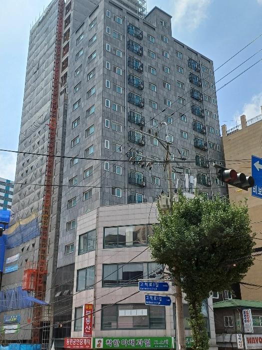 서울특별시 구로구 고척로 5, 제5층 제503호 (오류동, 루체비스타) · 지번주소: 서울특별시 구로구 오류동 6-63 법원경매 물건 대표사진