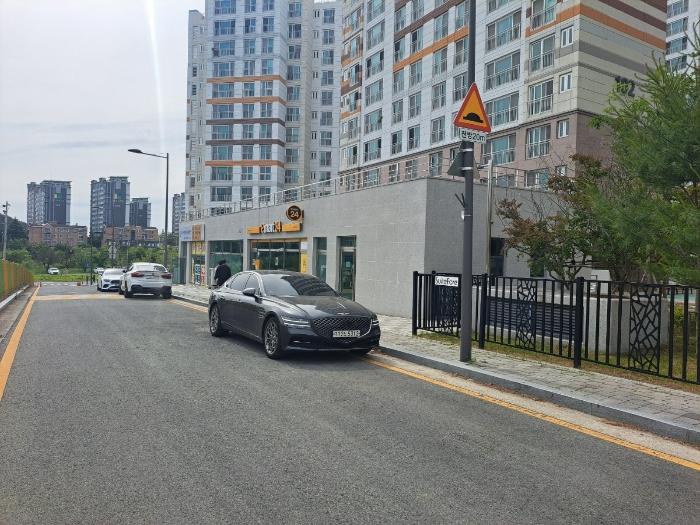 광주광역시 남구 고싸움로164번길 18, 제상가동 제지하1층 제비1-101호 (지석동,일진스위트포레) · 지번주소: 광주광역시 남구 지석동 444 법원경매 물건 대표사진