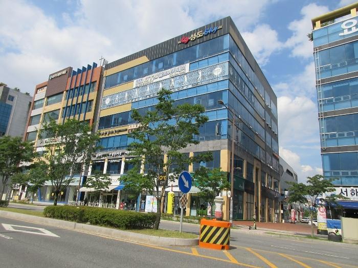 전라남도 나주시 문화로 234, 5층501호 (빛가람동,움플러스) · 지번주소: 전라남도 나주시 빛가람동 348-12 법원경매 물건 대표사진