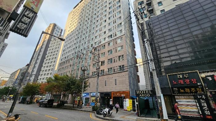 서울특별시 강동구 진황도로 87, 11층1107호 (길동,청광플러스원큐브3차) · 지번주소: 서울특별시 강동구 길동 415-16 법원경매 물건 대표사진