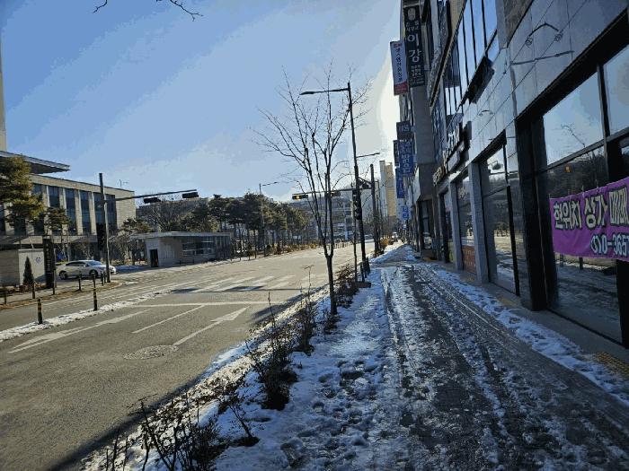 2025타경438 법원경매 사진2 | 전주 덕진구 근린상가 경매