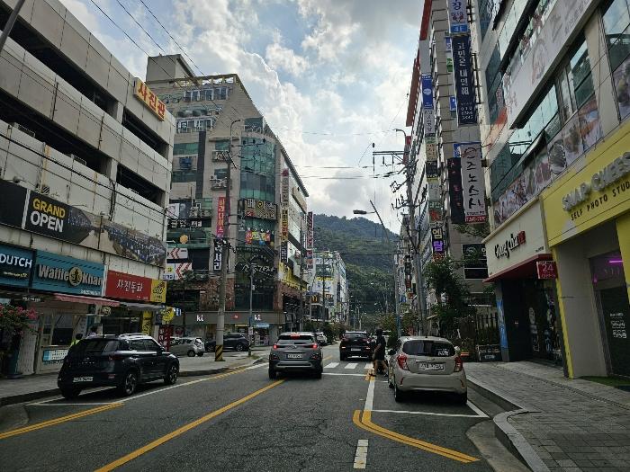 경상남도 창원시 진해구 용원서로39번길 23, 6층601호 (용원동,파라다이스) · 지번주소: 경상남도 창원시 진해구 용원동 1213-1 법원경매 물건 대표사진