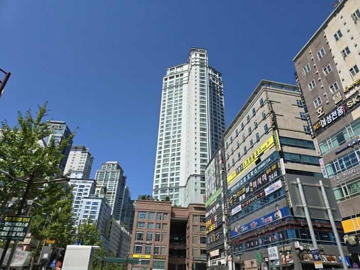 경기도 화성시 메타폴리스로 54, 4층412호 (반송동,동탄파라곤2) · 지번주소: 경기도 화성시 반송동 106-1 법원경매 물건 대표사진