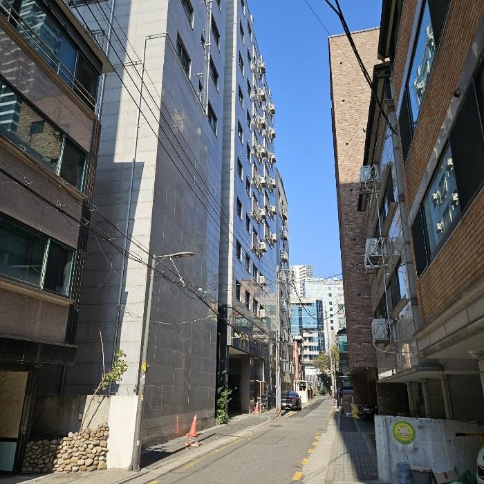 서울특별시 강동구 올림픽로62길 23-13 2층 202호 (성내동,더존예가비) 법원경매 물건 대표사진