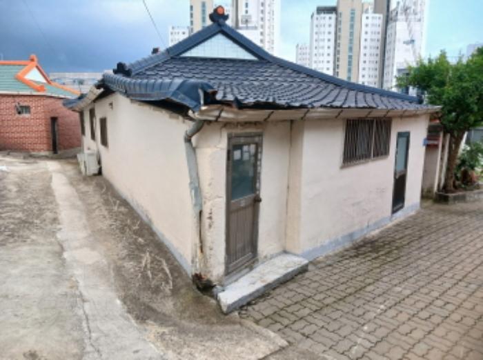 2024타경56304 법원경매 사진16 | 충남 서산시 주택건물 경매