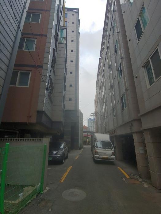 2023타경61525 법원경매 사진3 | 부산 부산진구 도시형생활주택 경매