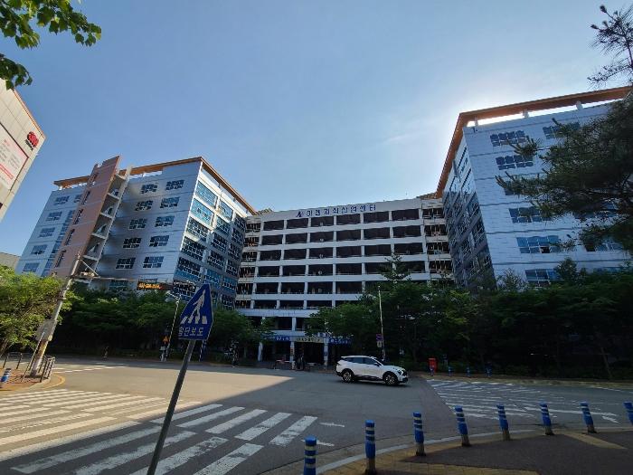 경기도 김포시 양촌읍 황금로 117, 나동 지층비105호 (메카존) · 지번주소: 경기도 김포시 양촌읍 학운리 2979 법원경매 물건 대표사진