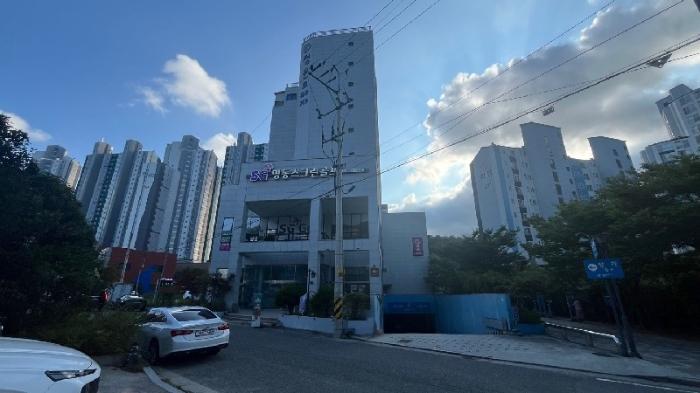 경상남도 양산시 신명동7길 15, 1층102호 (명동,청운프라자) · 지번주소: 경상남도 양산시 명동 1077-2 법원경매 물건 대표사진