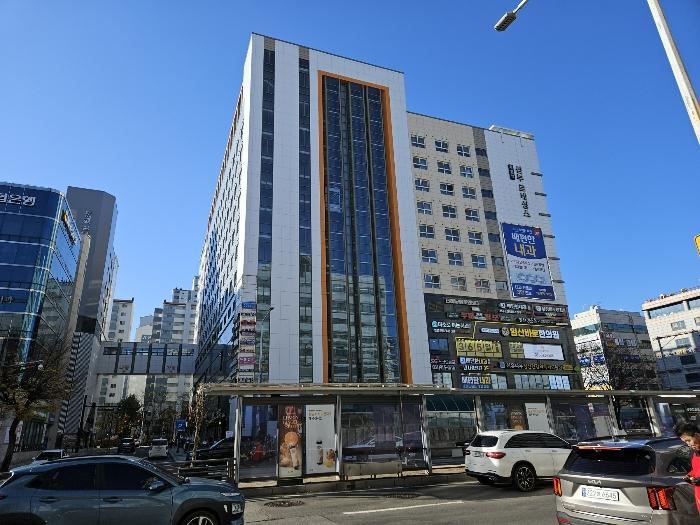 법원경매 2024타경8771 사진2 | 고양시 일산서구 중앙로 근린상가 경매