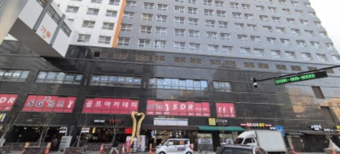 법원경매 2024타경8771 사진5 | 고양시 일산서구 중앙로 근린상가 경매