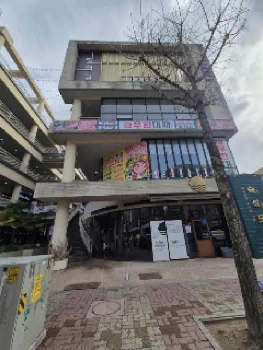 법원경매 2025타경31145 사진2 | 광주 광산구 임방울대로800번길 근린상가 경매