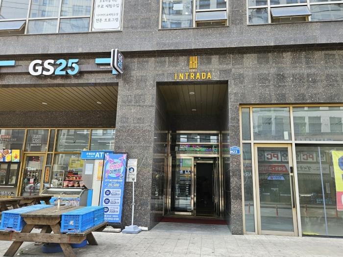 법원경매 2024타경35321 사진3 | 이천시 부발읍 경충대로2092번길 콘도(호텔) 경매