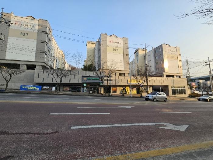 경상북도 구미시 도봉로 81, 301동 지1층105호 (도량동,도량아이센스) · 지번주소: 경상북도 구미시 도량동 230 법원경매 물건 대표사진