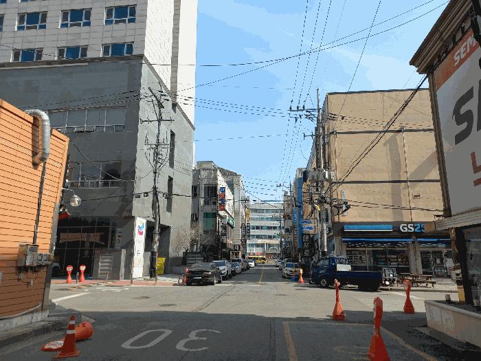 2025타경421 법원경매 사진3 | 천안 서북구 근린상가 경매