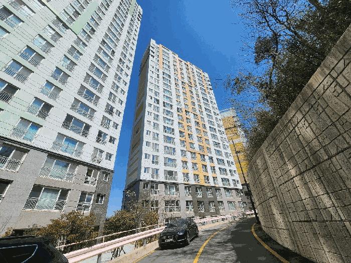 광주광역시 광산구 흑석동 811 수완센트럴시티서희스타힐스 제105동 제14층 제1401호 법원경매 물건 대표사진