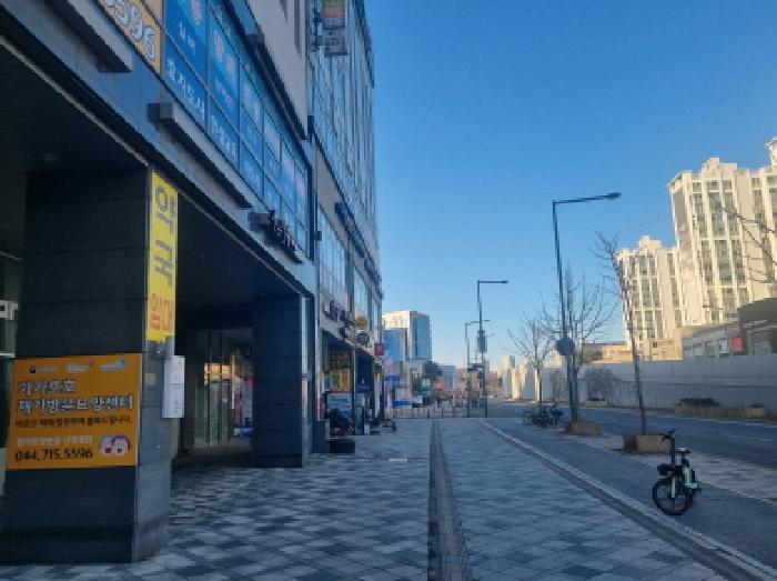 세종특별자치시 한누리대로 587, 8층824호 (도담동,까사리움) · 지번주소: 세종특별자치시 도담동 656 법원경매 물건 대표사진