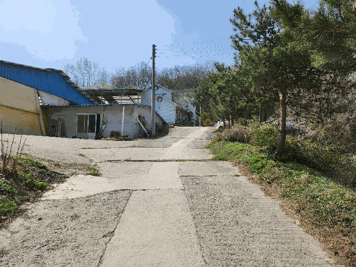 2025타경832 법원경매 사진2 | 충남 예산군 축사(농가시설) 경매