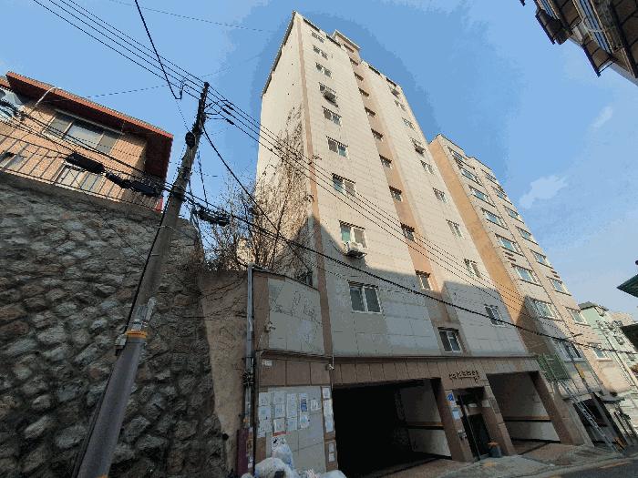 법원경매 2025타경8443 사진2 | 서울 강서구 화곡동 산172-4 유디코파크리움 다세대주택 경매