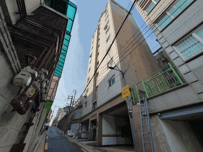 법원경매 2025타경8443 사진3 | 서울 강서구 화곡동 산172-4 유디코파크리움 다세대주택 경매