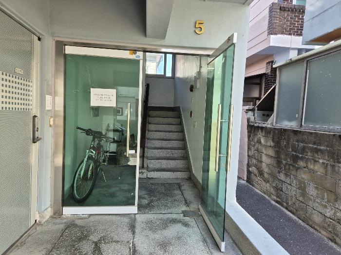 2024타경9299 법원경매 사진4 | 울산 중구 다세대주택 경매