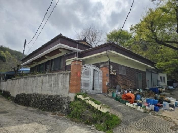 법원경매 2025타경30718 사진7 | 진주시 명석면 우수리 670 주택건물 경매