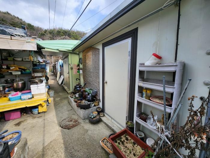 법원경매 2022타경3733 사진10 | 부산 기장군 일광읍 원리 656 주택건물 경매