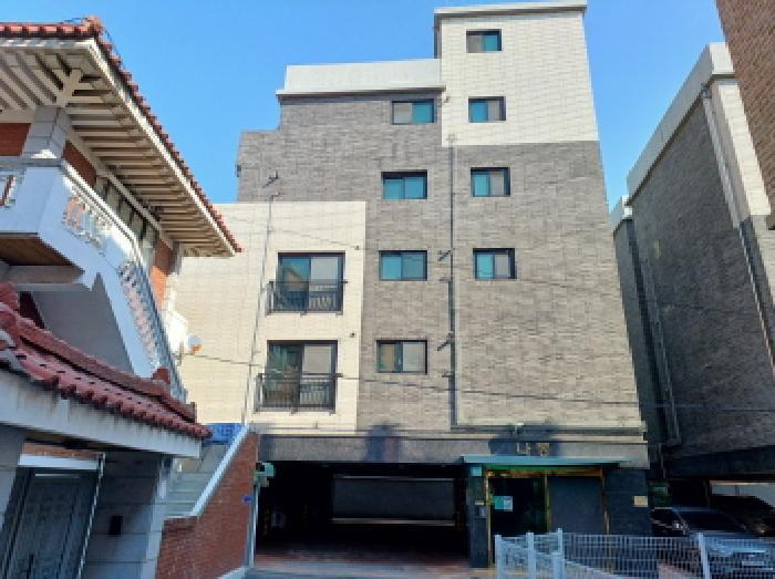 경기도 부천시 소사구 부광로42번길 12-6, 나동 3층 303호 (괴안동, 디와이팰리스) · 지번주소: 경기도 부천시 소사구 괴안동 119-12 법원경매 물건 대표사진