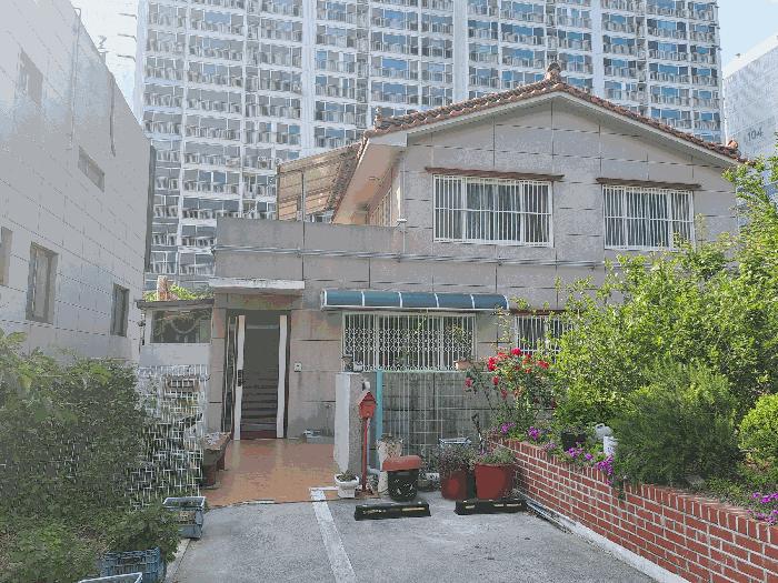 2024타경113802 법원경매 사진2 | 창원 진해구 근린주택 경매