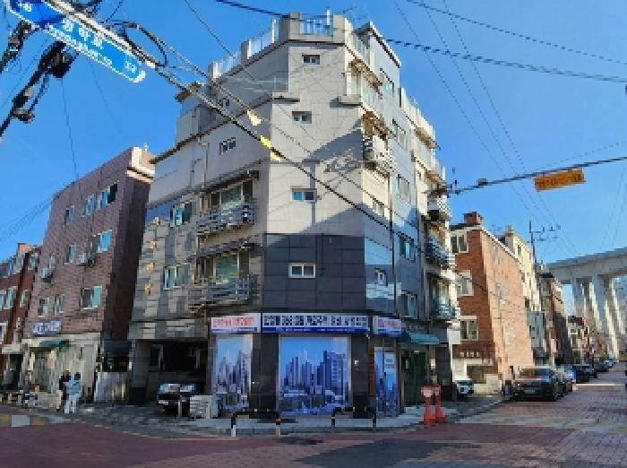경기도 안양시 만안구 명학로 32-1, 2층202호 (안양동,에코하임) · 지번주소: 경기도 안양시 만안구 안양동 370-1 법원경매 물건 대표사진