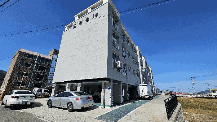 2025타경30587 법원경매 사진2 | 경남 남해군 다세대주택 경매