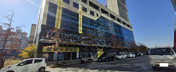 경기도 평택시 고덕중앙2로 77-5, 3층307호 (고덕동,해모수가온타워주건축물제1동) · 지번주소: 경기도 평택시 고덕동 1979-1 법원경매 물건 대표사진